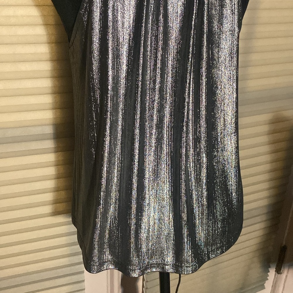 Beautiful silver‎ blouse - Picture 5 of 5